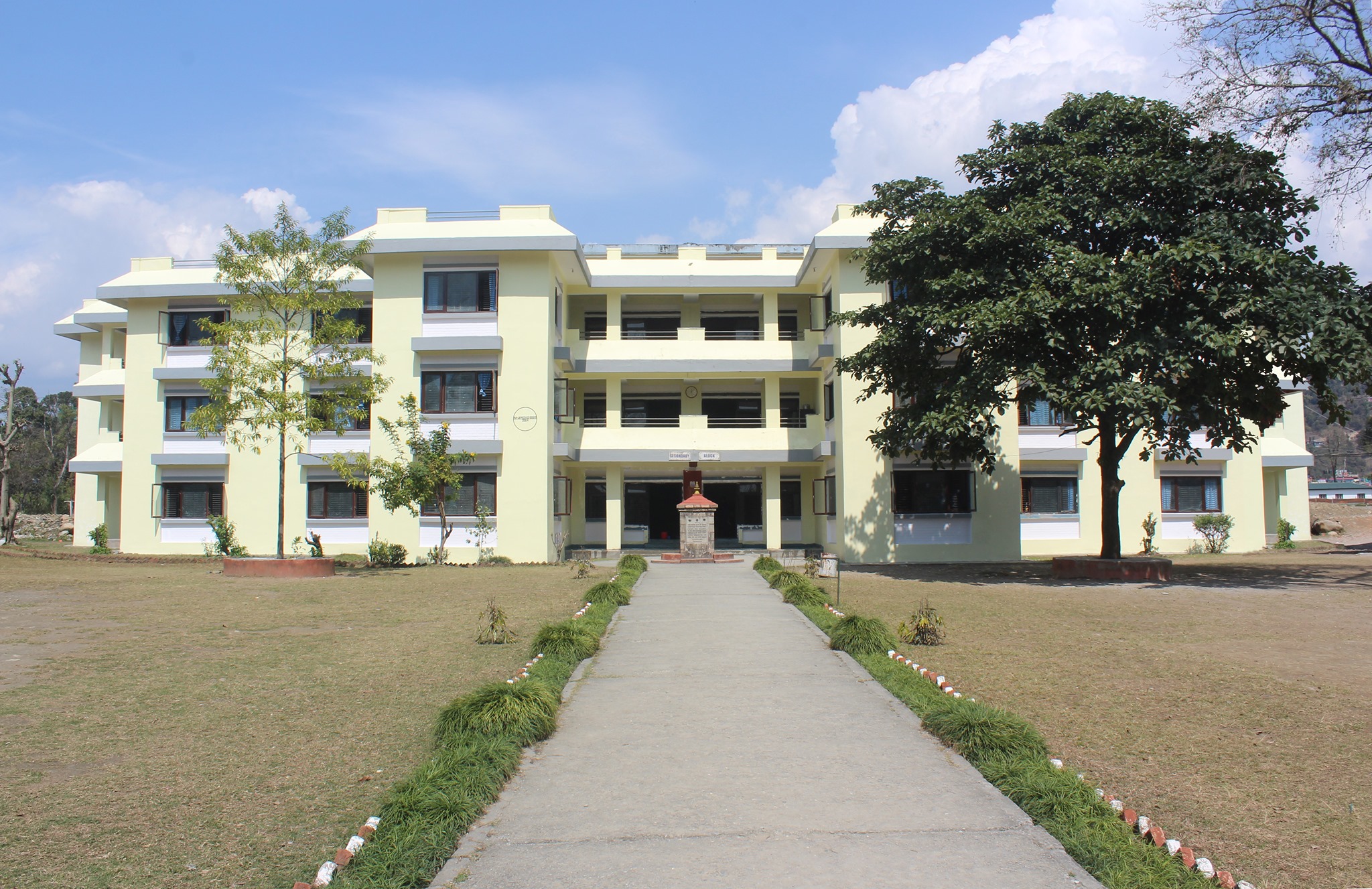 Sainik Awasiya MahaVidyalaya Pokhara